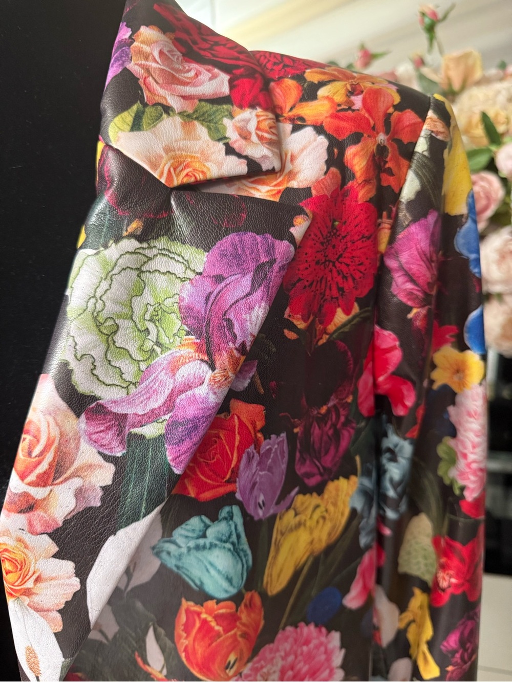 Alice + Olivia Black Floral Single-Button Blazer - Picture 4 of 11